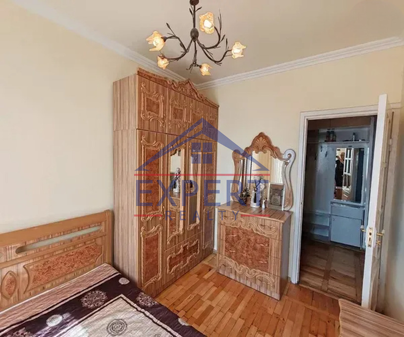 ՄԱԼԱԹԻԱ ՍԵԲԱՍՏԻԱ, ԳՈՒՍԱՆ ՇԵՐԱՄԻ ՓՈՂՈՑ, 3 ՍԵՆՅԱԿ