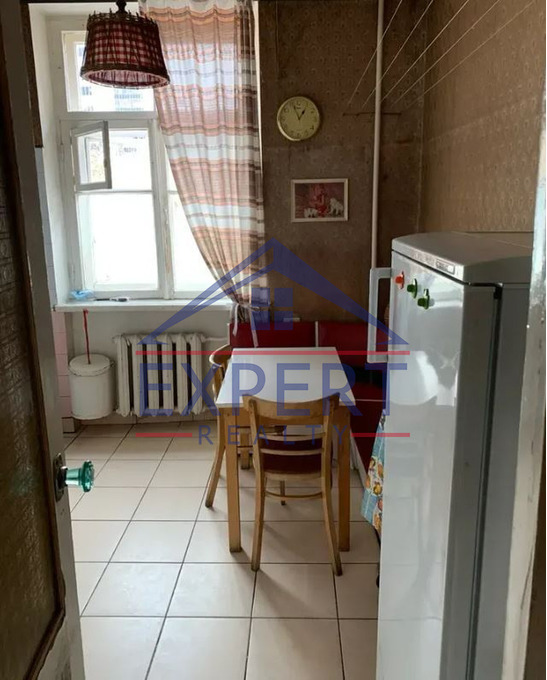 ԱՐԱԲԿԻՐ, ԿՈՄԻՏԱՍԻ ՊՈՂՈՏԱ, 3 ՍԵՆՅԱԿ