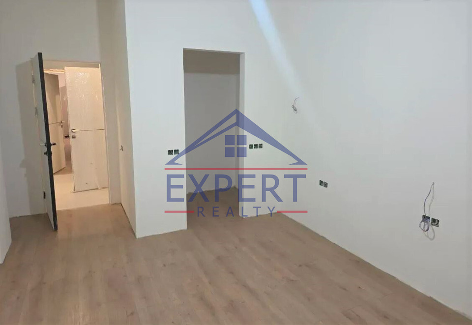 ՄԱԼԱԹԻԱ ՍԵԲԱՍՏԻԱ, Մ․ ՄԵԼՔՈՆՅԱՆ ՓՈՂՈՑ, 3 ՍԵՆՅԱԿ