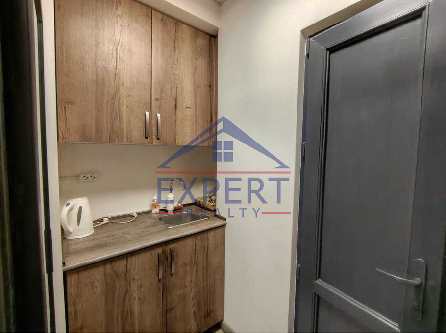 ԿԵՆՏՐՈՆ, ՎԵՐԻՆ ԱՆՏԱՌԱՅԻՆ ՓՈՂՈՑ, 82ՔՄ