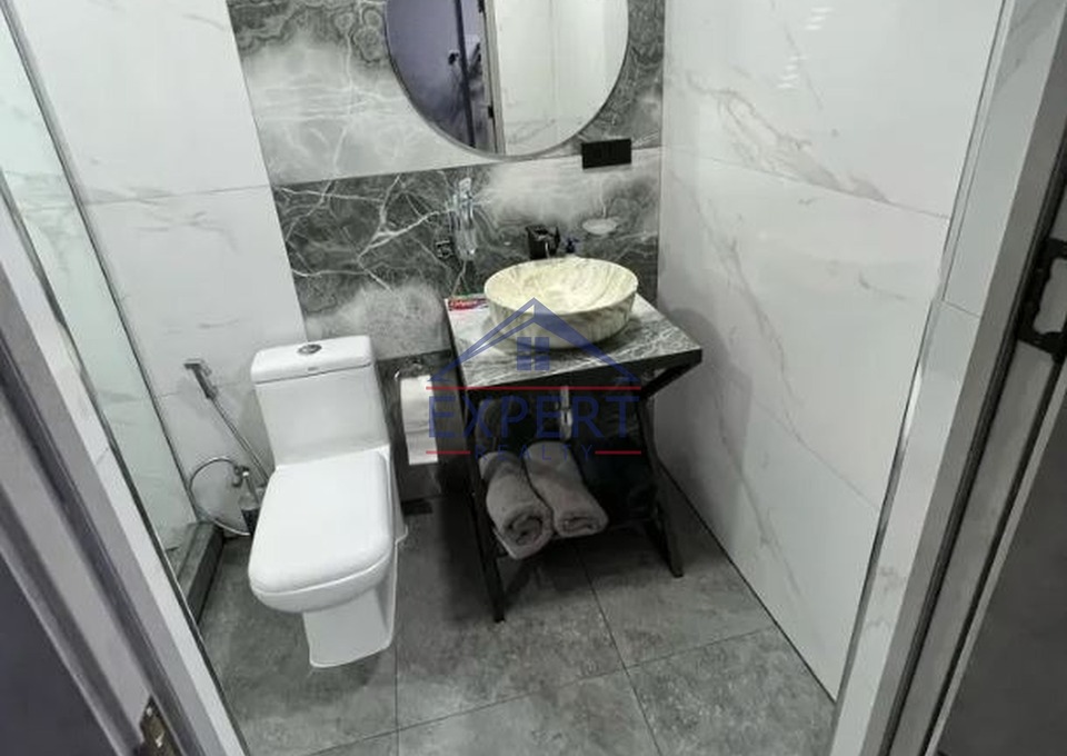 ԿԵՆՏՐՈՆ, ԱՅԳԵՍՏԱՆ ՓՈՂՈՑ, 2 ՍԵՆՅԱԿ