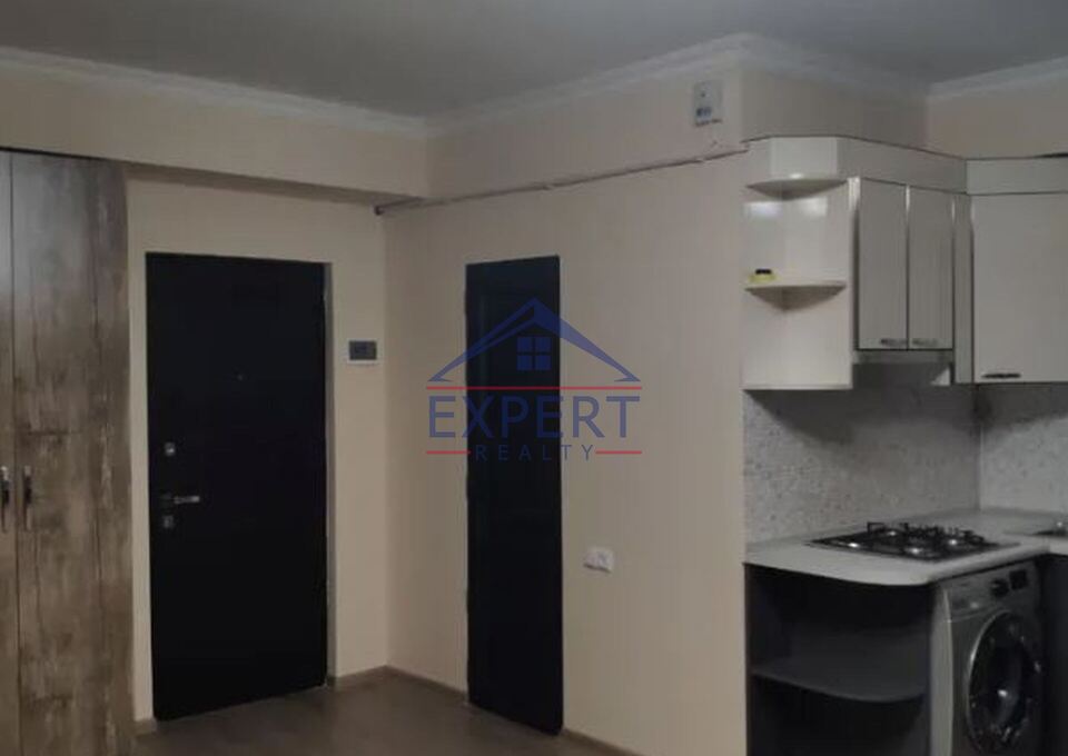 ԿԵՆՏՐՈՆ, ՀԻՆ ԵՐԵՎԱՆՑՈՒ ՓՈՂՈՑ 2 ՍԵՆՅԱԿ