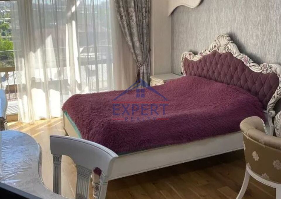Կենտրոն,Վ․ Անտառային փողոց,3սեն․ բնակարան