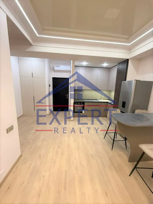 ՄԱԼԱԹԻԱ ՍԵԲԱՍՏԻԱ, ԼԵՆԻՆԳՐԱԴՅԱՆ ՓՈՂՈՑ, 2 ՍԵՆՅԱԿ