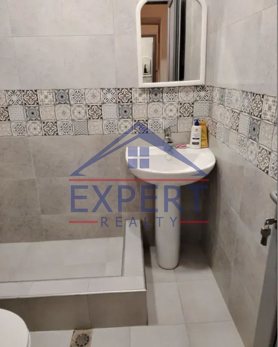 ԱՐԱԲԿԻՐ, ԿՈՄԻՏԱՍԻ ՊՈՂՈՏԱ, 1 ՍԵՆՅԱԿ