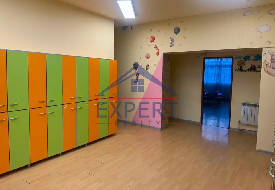 ԿԵՆՏՐՈՆ, ԼԵՌ ԿԱՄՍԱՐ ՓՈՂՈՑ, 300քմ