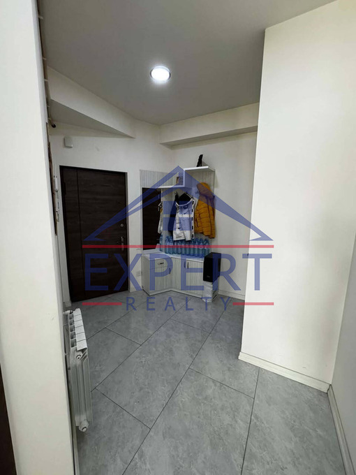 ԿԵՆՏՐՈՆ,ՎԵՐԻՆ ԱՆՏԱՌԱՅԻՆ, 3 ՍԵՆՅԱԿ