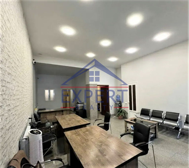 ԿԵՆՏՐՈՆ, Ս․ ԳՐԻԳՈՐ ԼՈՒՍԱՎՈՐԻՉ ՓՈՂՈՑ, 90 ՔՄ