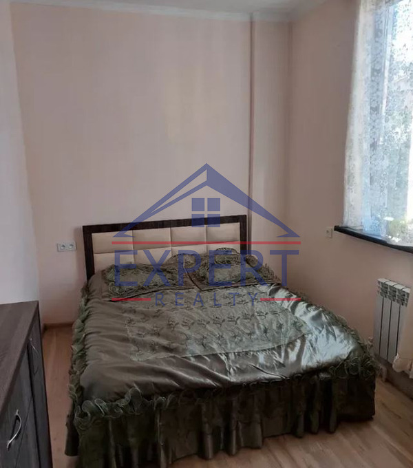 ԿԵՆՏՐՈՆ, ՄԱՇՏՈՑԻ ՊՈՂՈՏԱ, 3 ՍԵՆՅԱԿ