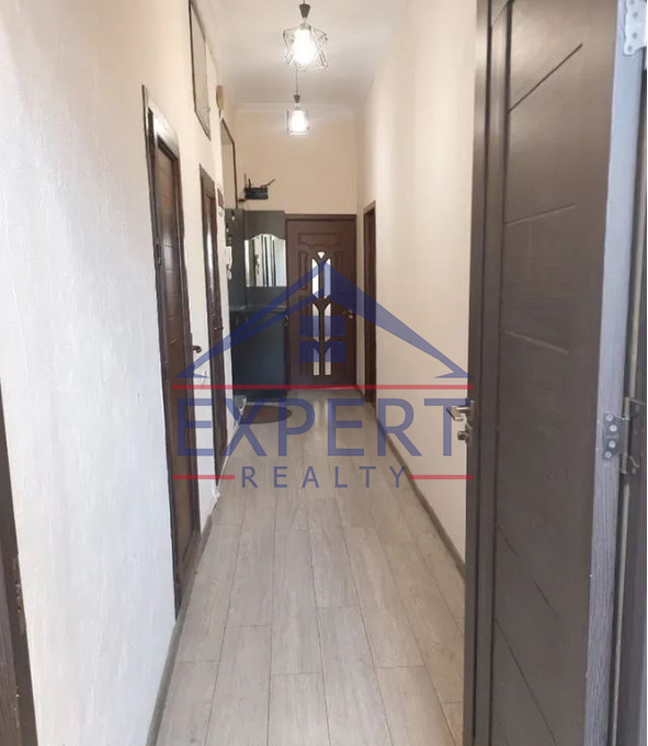 ԿԵՆՏՐՈՆ, ՄԱՇՏՈՑԻ ՊՈՂՈՏԱ, 3 ՍԵՆՅԱԿ