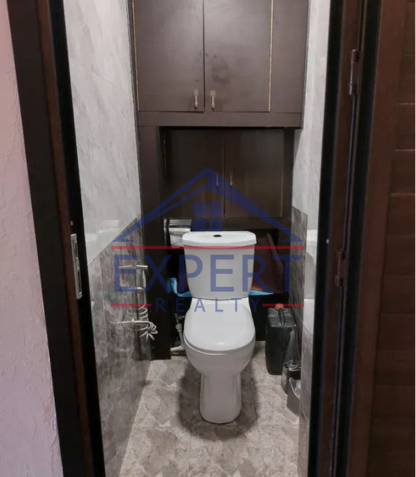 ԿԵՆՏՐՈՆ, ՄԱՇՏՈՑԻ ՊՈՂՈՏԱ, 3 ՍԵՆՅԱԿ