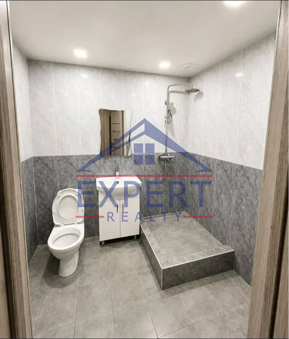 ԿԵՆՏՐՈՆ, ԲՐՅՈՒՍՈՎԻ ՓՈՂՈՑ,7 ՍԵՆՅԱԿ