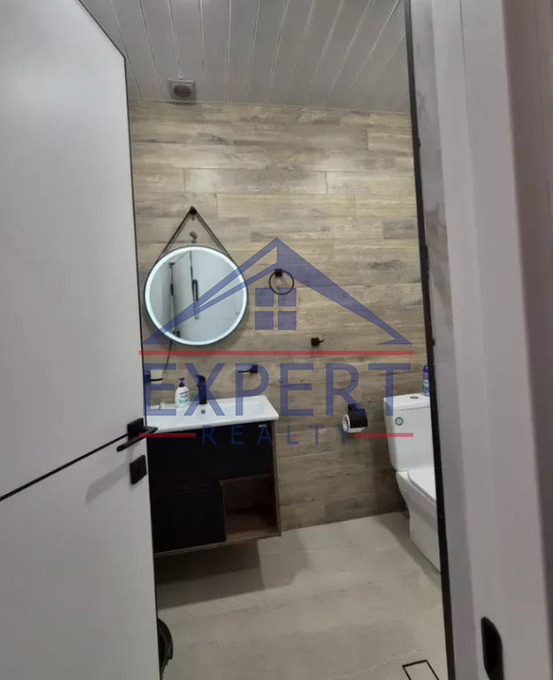ԱՋԱՓՆՅԱԿ, ՇԻՐԱԶԻ ՓՈՂՈՑ, 2 ՍԵՆՅԱԿ
