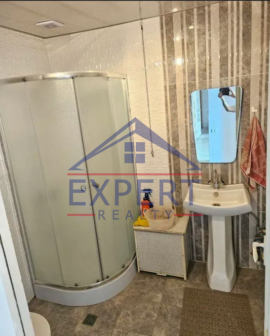 ԿԵՆՏՐՈՆ, ՍԱՅԱԹ ՆՈՎԱ ՊՈՂՈՏԱ, 2 ՍԵՆՅԱԿ