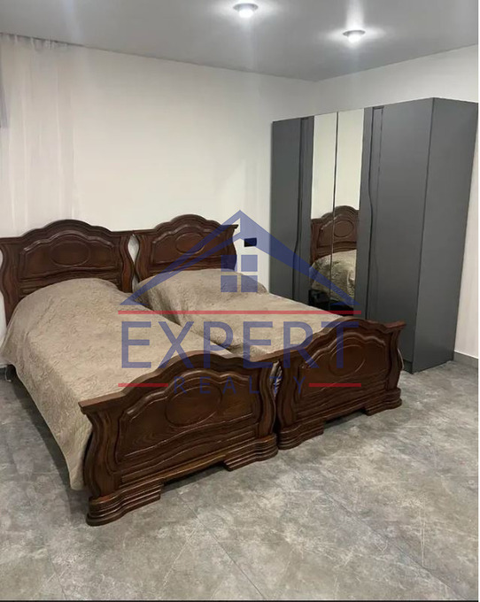 ՔԱՆԱՔԵՌ-ԶԵՅԹՈՒՆ, ՈՒԼՆԵՑՈՒ ՓՈՂՈՑ , 1 ՍԵՆՅԱԿ