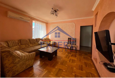 ԿԵՆՏՐՈՆ, ՊԱՐՈՆՅԱՆ ՓՈՂՈՑ, 2 ՍԵՆՅԱԿ