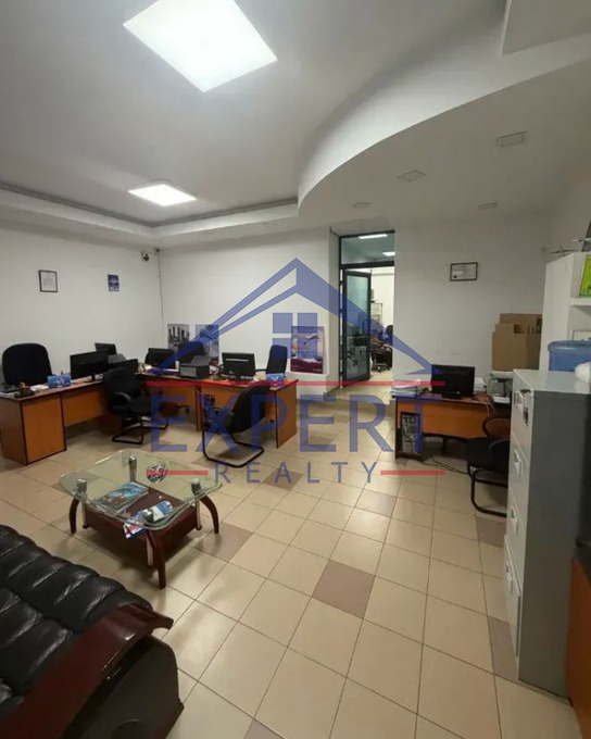 ԿԵՆՏՐՈՆ,ՆԱԼԲԱՆԴՅԱՆ ՓՈՂՈՑ  63ՔՄ