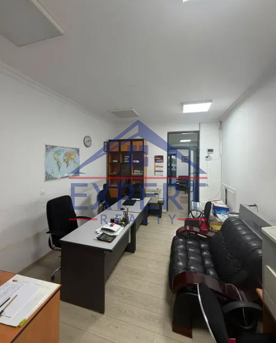 ԿԵՆՏՐՈՆ,ՆԱԼԲԱՆԴՅԱՆ ՓՈՂՈՑ  63ՔՄ