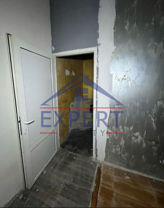 ԿԵՆՏՐՈՆ, ԼԵՈԻ ՓՈՂՈՑ , 90ՔՄ
