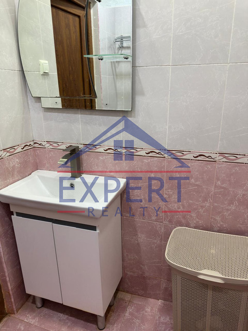 ԱՋԱՓՆՅԱԿ, ԼԵՆԻՆԳՐԱԴՅԱՆ ՓՈՂՈՑ, 3 ՍԵՆՅԱԿ