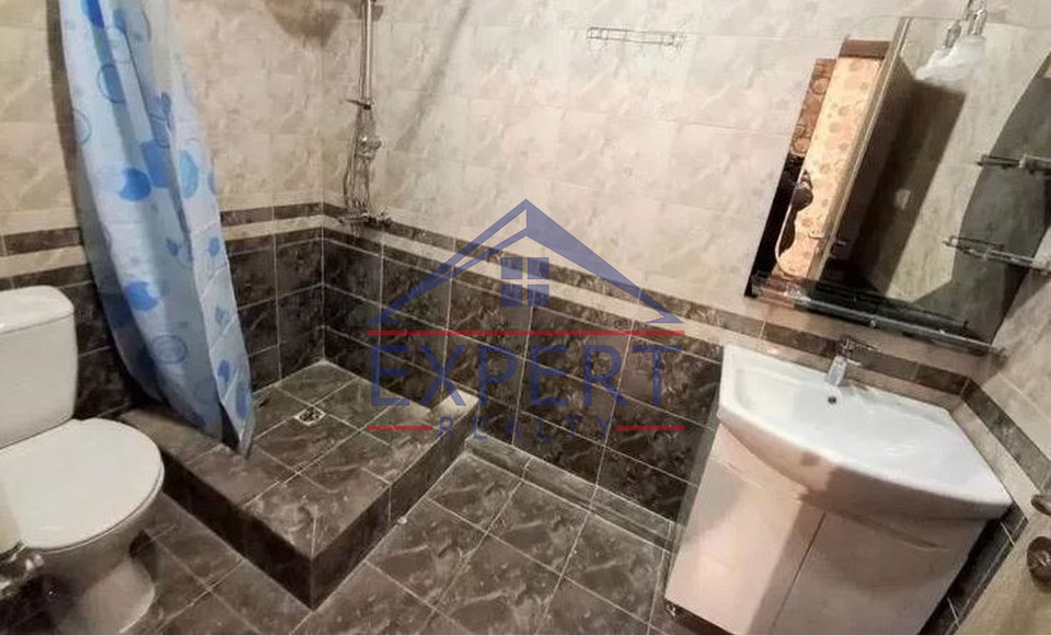 ԿԵՆՏՐՈՆ, ԱՐԳԻՇՏԻ ՓՈՂՈՑ, 2 ՍԵՆՅԱԿՇ