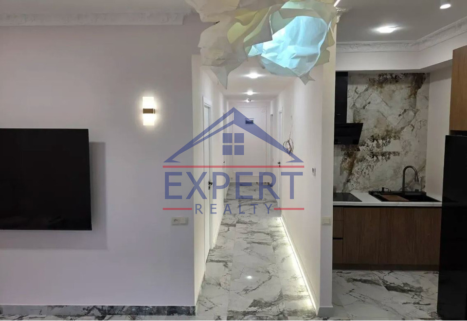 ԿԵՆՏՐՈՆ, ՎԵՐԻՆ ԱՆՏԱՌԱՅԻՆ ՓՈՂՈՑ, 3 ՍԵՆՅԱԿ