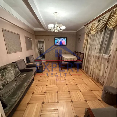 ԱՋԱՓՆՅԱԿ, ՇԻՐԱԶԻ ՓՈՂՈՑ, 3 ՍԵՆՅԱԿ