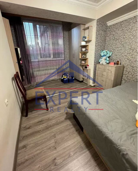 ԱՎԱՆ-ԱՌԻՆՋ, 1-ԻՆ ՄԻԿՐՈՇՐՋԱՆ, 4 ՍԵՆՅԱԿ