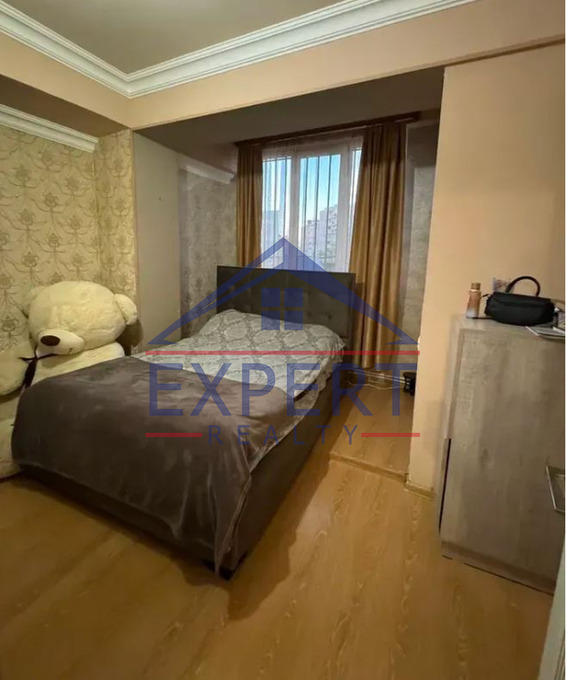 ԱՎԱՆ-ԱՌԻՆՋ, 1-ԻՆ ՄԻԿՐՈՇՐՋԱՆ, 4 ՍԵՆՅԱԿ