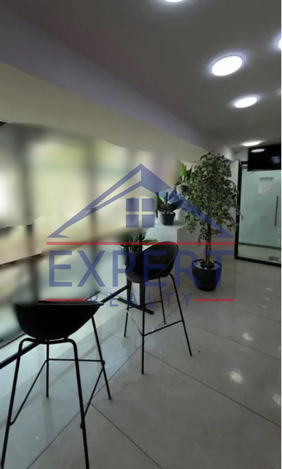 ԿԵՆՏՐՈՆ, ՏԻԳՐԱՆ ՄԵԾԻ ՊՈՂՈՏԱ,  110 ՔՄ