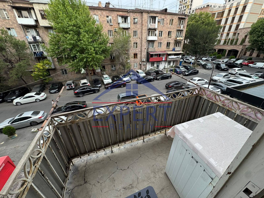 ԱՐԱԲԿԻՐ, ՄԱՄԻԿՈՆՅԱՑ ՓՈՂՈՑ, 3 ՍԵՆՅԱԿ