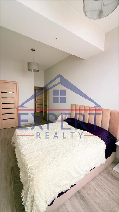 ԱՐԱԲԿԻՐ, ԿՈՄԻՏԱՍԻ ՊՈՂՈՏԱ, 3 ՍԵՆՅԱԿ
