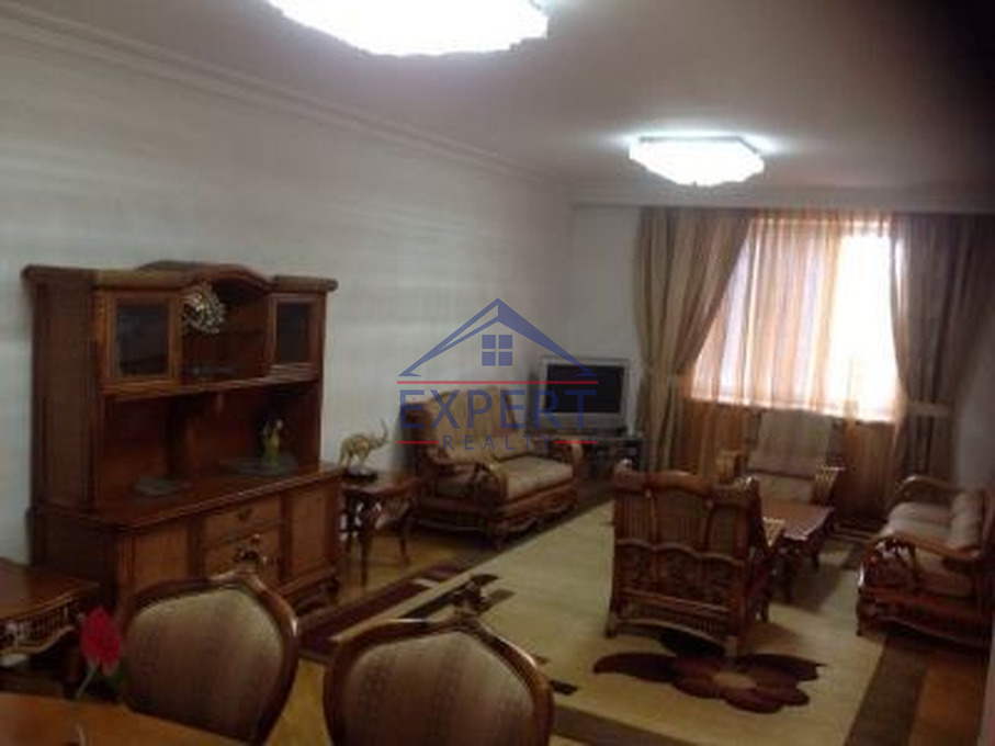 ԿԵՆՏՐՈՆ, ԱՅԳԵՍՏԱՆ, 3 ՀԱՐԿԱՆԻ ԱՌԱՆՁՆԱՏՈՒՆ