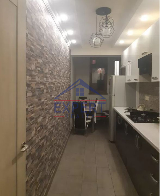 ԱՋԱՓՆՅԱԿ, ՄԱՐԳԱՐՅԱՆ ՓՈՂՈՂ, 2 ՍԵՆՅԱԿ