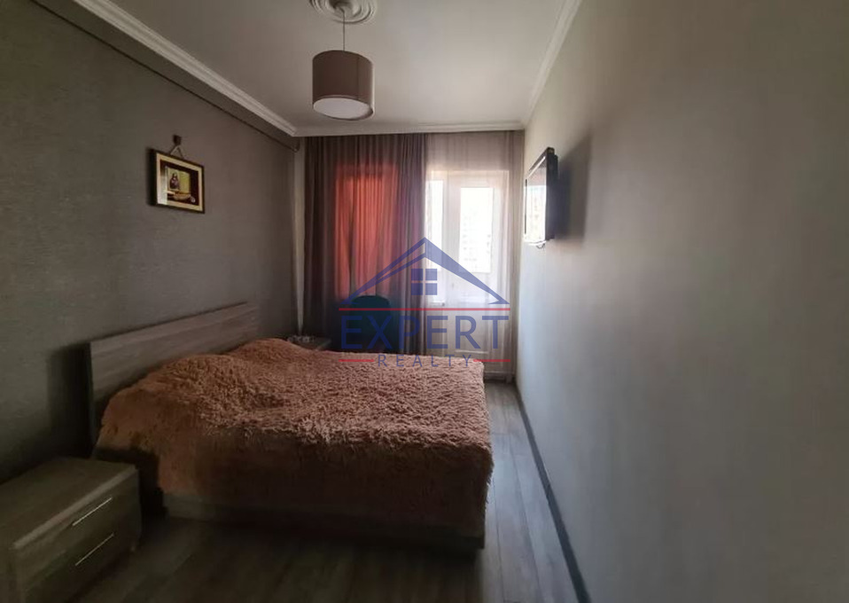 ԴԱՎԹԱՇԵՆ, ԴԱՎԹԱՇԵՆ 4-ՐԴ ԹԱՂԱՄԱՍ, 3 ՍԵՆՅԱԿ