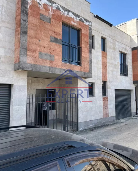 ԱՎԱՆ, ՊԵՏՐՈՍ ԴՈՒՐՅԱՆ 10-ՐԴ ՓՈՂՈՑ, 2 ՀԱՐԿԱՆԻ ԹԱՈՒՆՀԱՈՒՍ