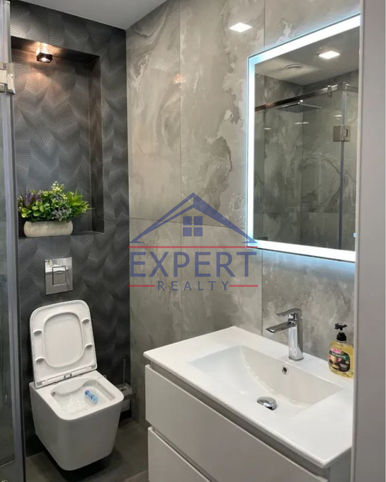 ԿԵՆՏՐՈՆ, ԽՈՐԵՆԱՑՈՒ ՓՈՂՈՑ, 3 ՍԵՆՅԱԿ