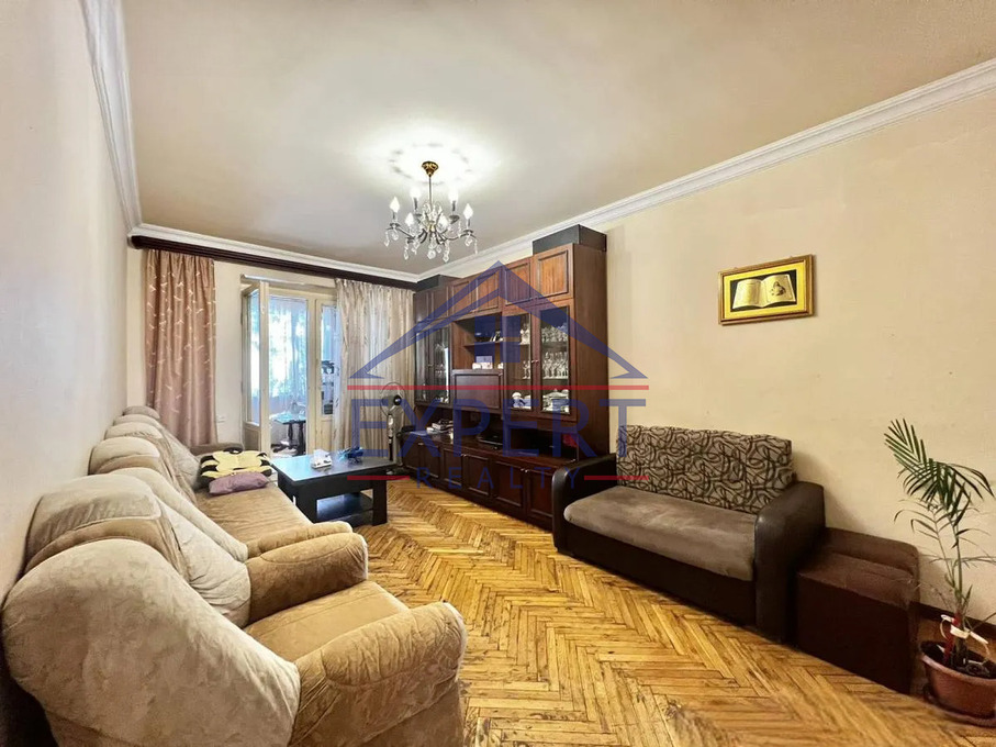 ԿԵՆՏՐՈՆ, ՏԻԳՐԱՆ ՄԵԾ ՊՈՂԱՏԱ, 2 ՍԵՆՅԱԿ