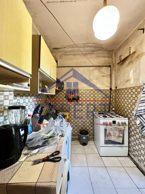 ԿԵՆՏՐՈՆ, ՏԻԳՐԱՆ ՄԵԾ ՊՈՂԱՏԱ, 2 ՍԵՆՅԱԿ