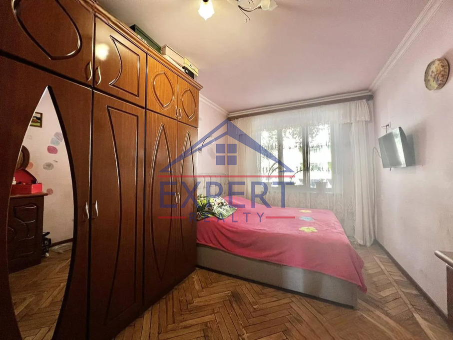 ԿԵՆՏՐՈՆ, ՏԻԳՐԱՆ ՄԵԾ ՊՈՂԱՏԱ, 2 ՍԵՆՅԱԿ