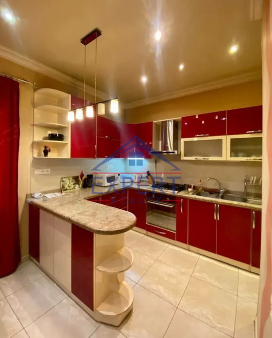 ԿԵՆՏՐՈՆ, ՏԻԳՐԱՆ ՄԵԾ ՊՈՂՈՏԱ, 3 ՍԵՆՅԱԿ