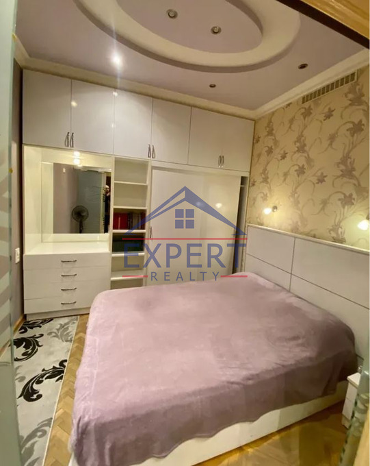 ԿԵՆՏՐՈՆ, ՏԻԳՐԱՆ ՄԵԾ ՊՈՂՈՏԱ, 3 ՍԵՆՅԱԿ