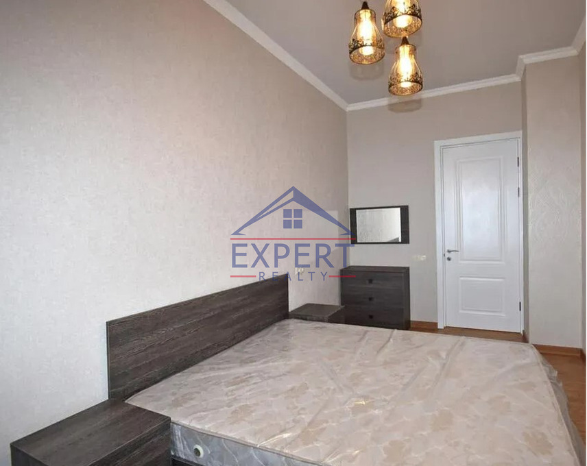 ՆՈՐ ՆՈՐՔ, ՍԵՐՈ ԽԱՆԶԱԴՅԱՆ, 3 ՍԵՆՅԱԿ