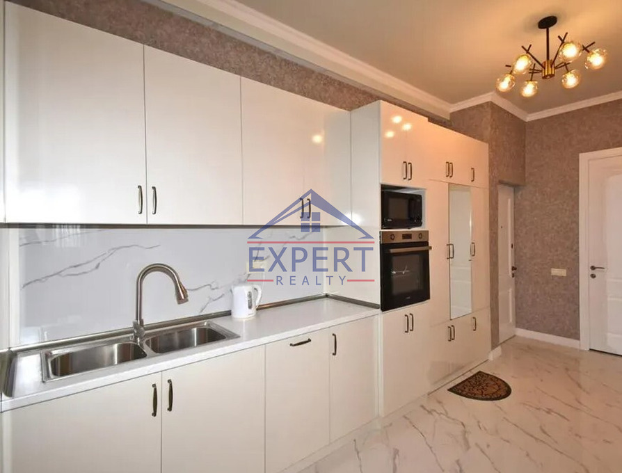 ՆՈՐ ՆՈՐՔ, ՍԵՐՈ ԽԱՆԶԱԴՅԱՆ, 3 ՍԵՆՅԱԿ