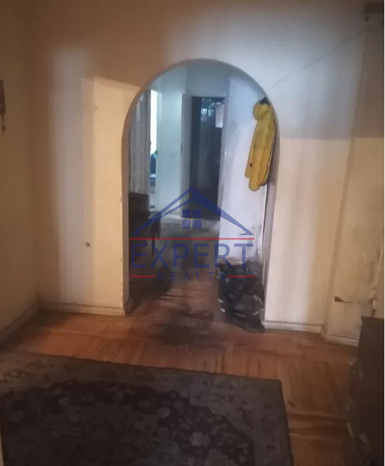 ԱՐԱԲԿԻՐ, ՓԱՓԱԶՅԱՆ ՓՈՂՈՑ, 3 ՍԵՆՅԱԿ