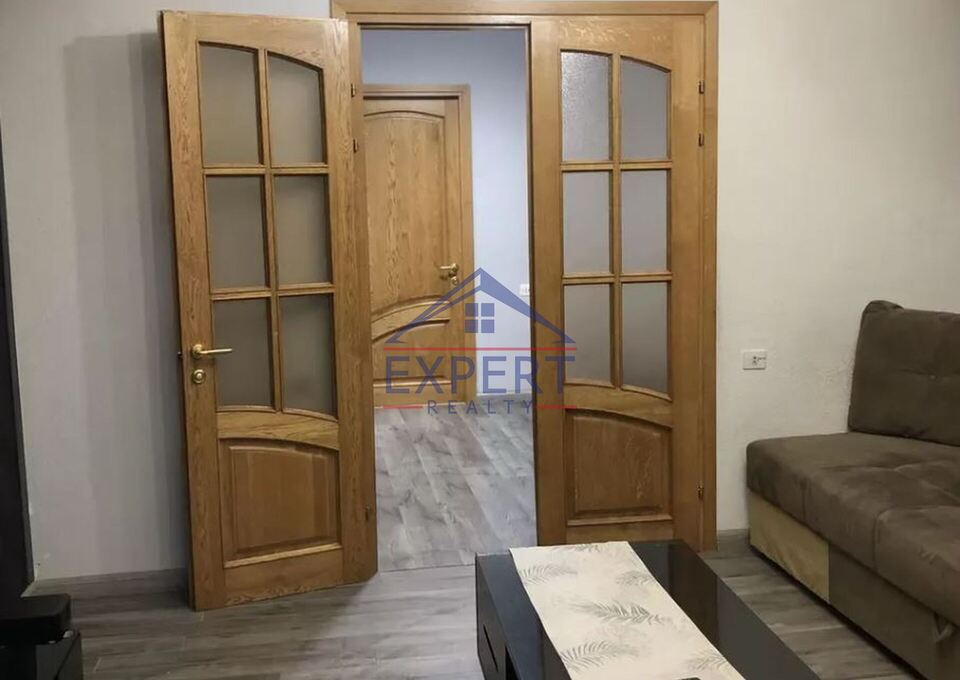 ԱՐԱԲԿԻՐ, ԿՈՄԻՏԱՍԻ ՊՈՂՈՏԱ, 3 ՍԵՆՅԱԿ