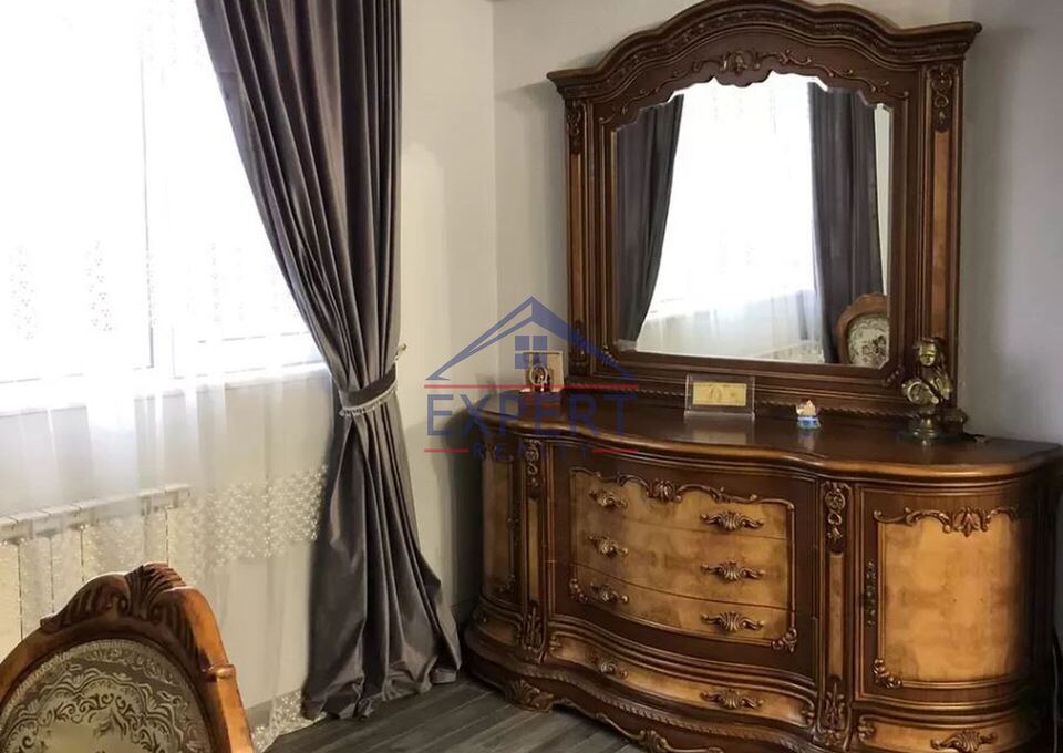 ԱՐԱԲԿԻՐ, ԿՈՄԻՏԱՍԻ ՊՈՂՈՏԱ, 3 ՍԵՆՅԱԿ