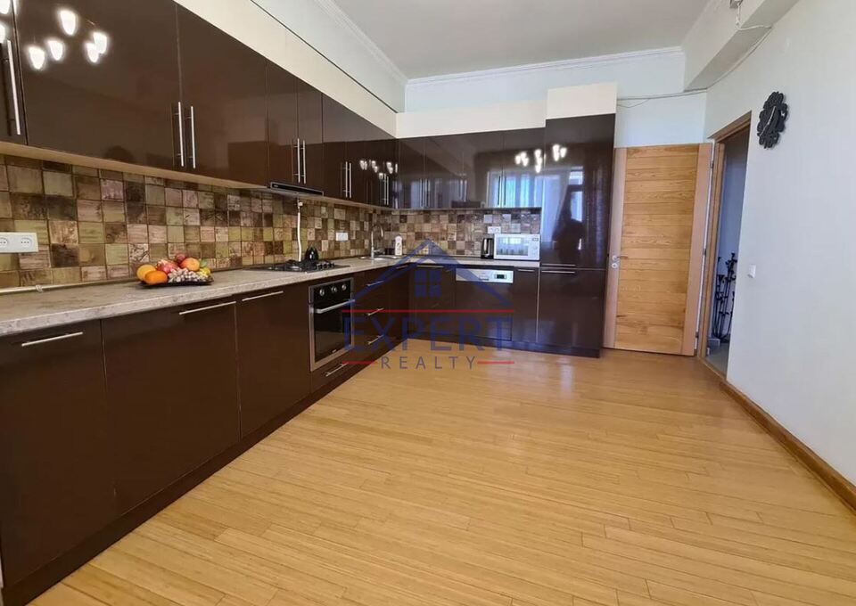 ԿԵՆՏՐՈՆ,ԱՐԳԻՇՏԻ ՓՈՂ․  4 ՍԵՆՅԱԿ