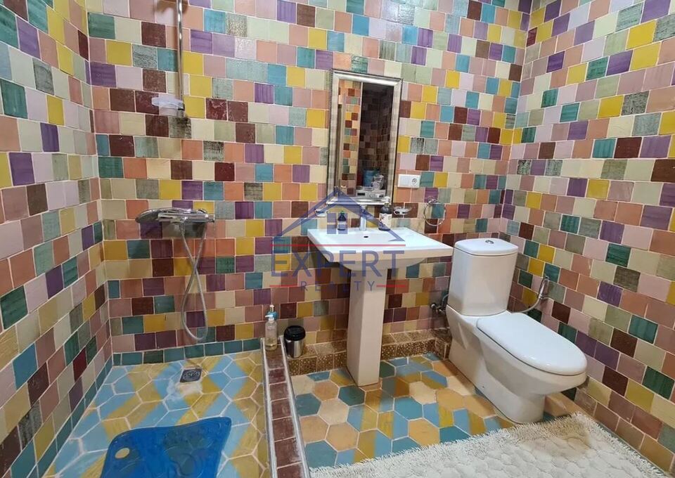 ԿԵՆՏՐՈՆ,ԱՐԳԻՇՏԻ ՓՈՂ․  4 ՍԵՆՅԱԿ