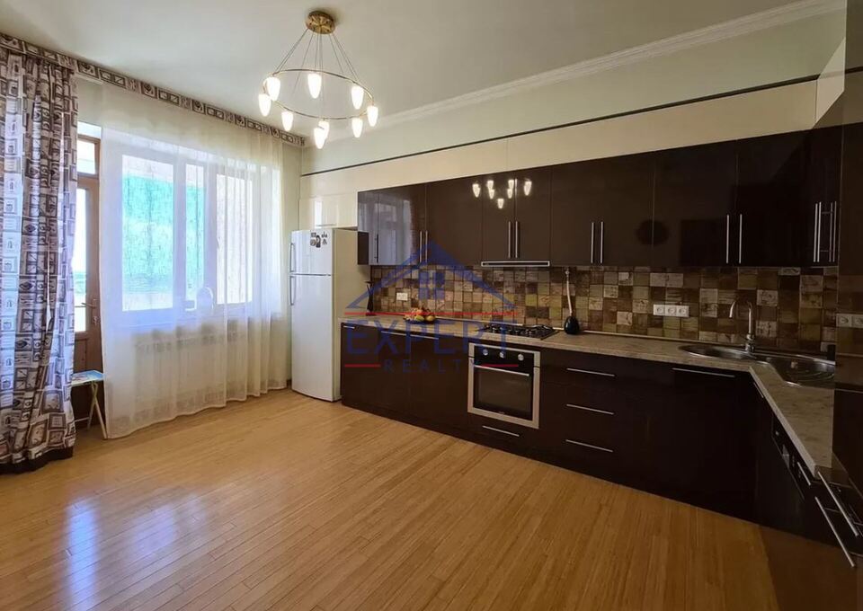 ԿԵՆՏՐՈՆ,ԱՐԳԻՇՏԻ ՓՈՂ․  4 ՍԵՆՅԱԿ